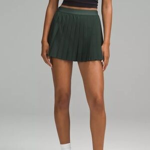 Lululemon High Rise Pleated Skirt